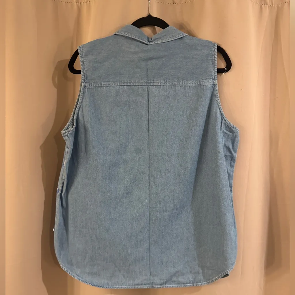 Women’s Gloria Vanderbilt Denim Button Up Top - Image 2