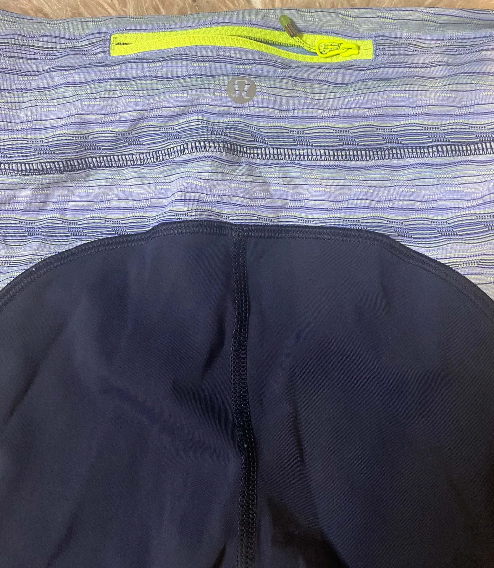 Lululemon Leggings Size 6 - Image 5