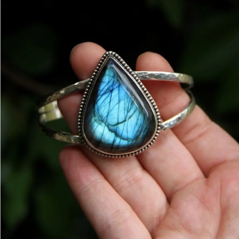 Sapwood designs labradorite sterling silver cuff bracelet - Image 3