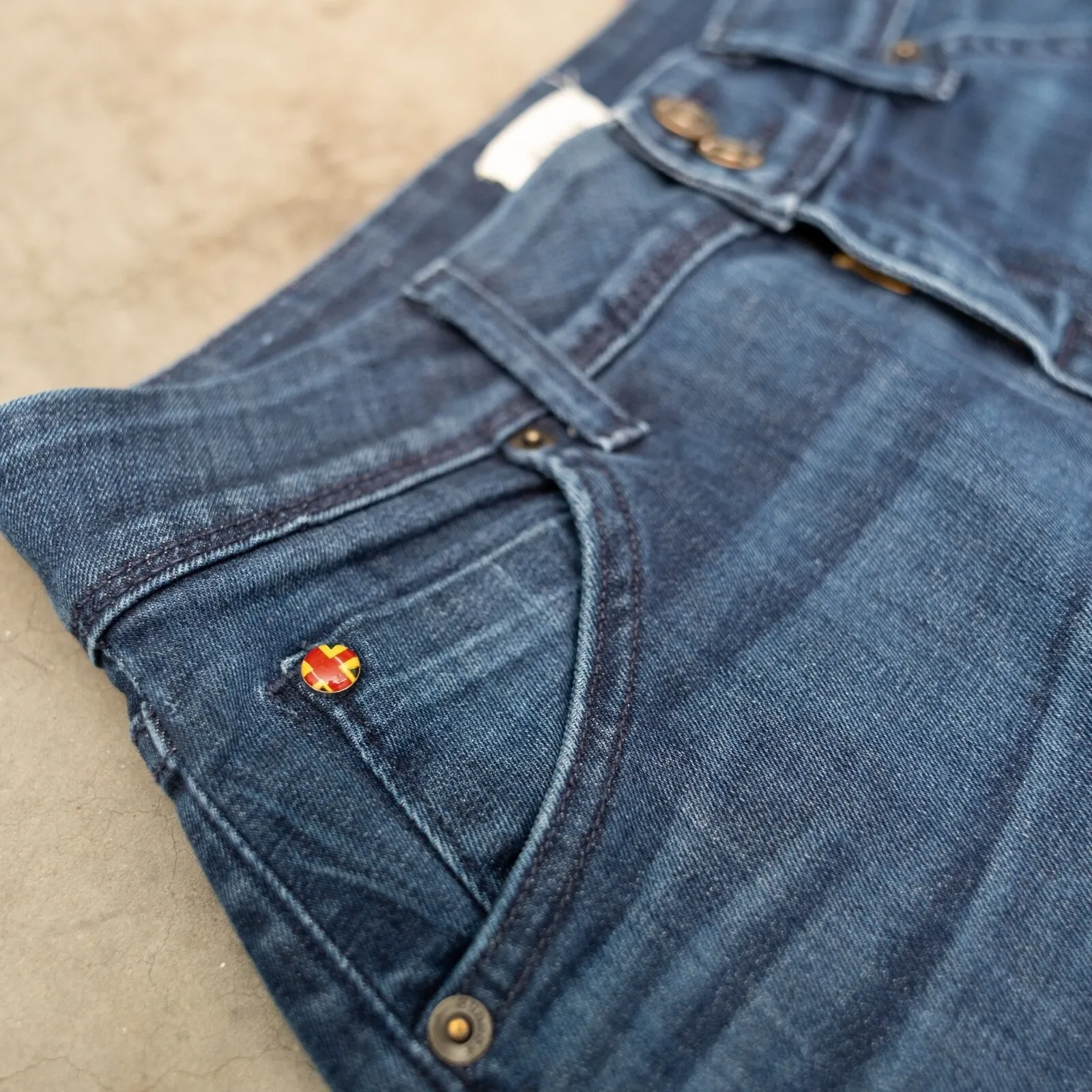 Hudson Beth Baby Boot Jeans Women‎ Size 26 Blue Denim Made in USA Shaper - Image 6