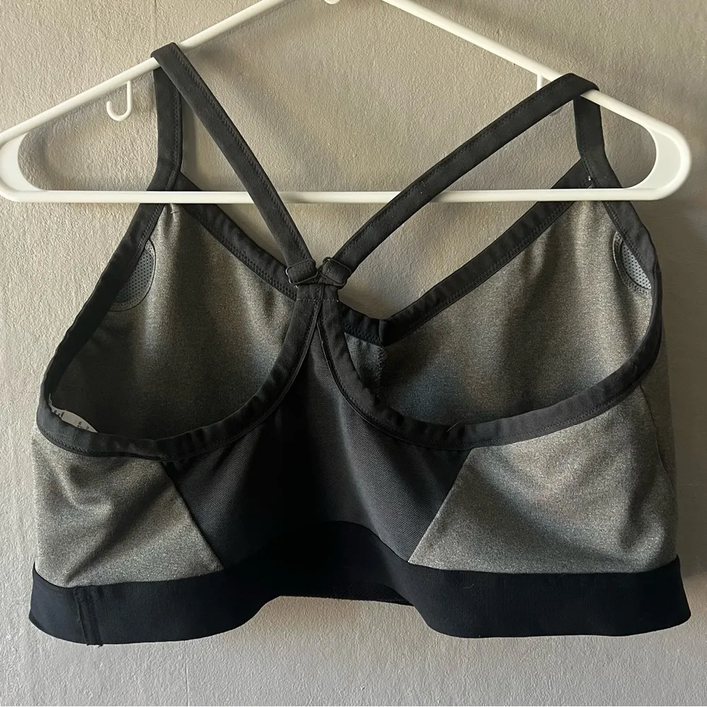 Nike Grey Indy Sports Bra Size 1X - Image 4