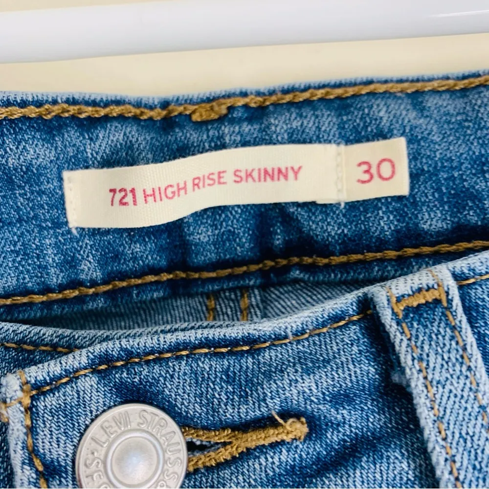 Levi’s 721 High Rise Skinny Jeans womens size 30 - Image 9