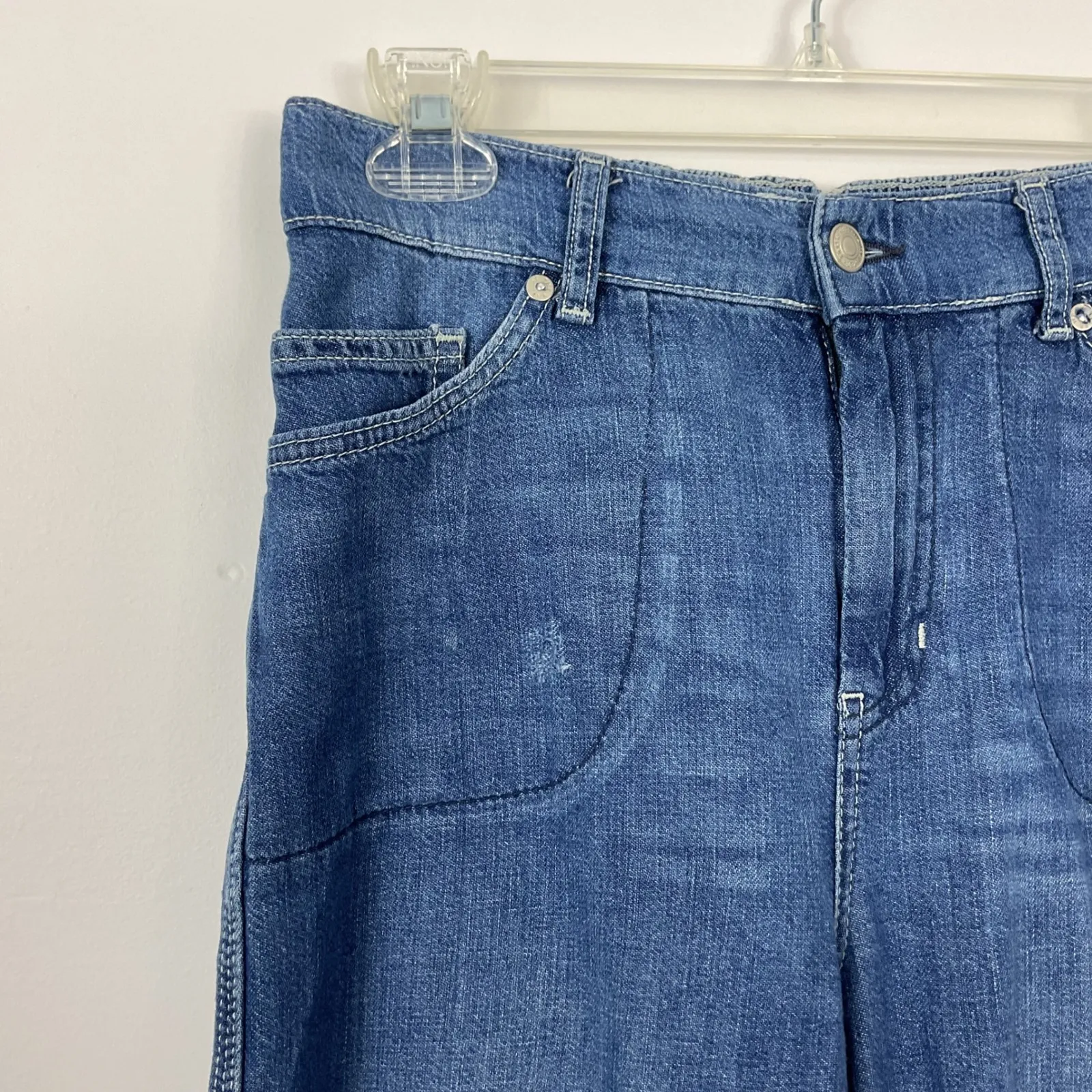 Free People Chloe Baby Barrel Jeans Womens Size Small Distressed Ripped Blue - Image 3