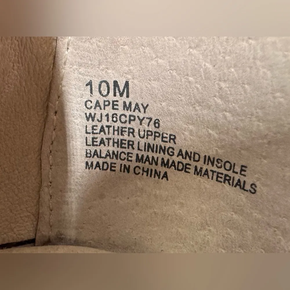 Jambi Cape May Sandel Size 10M Like New - Image 9