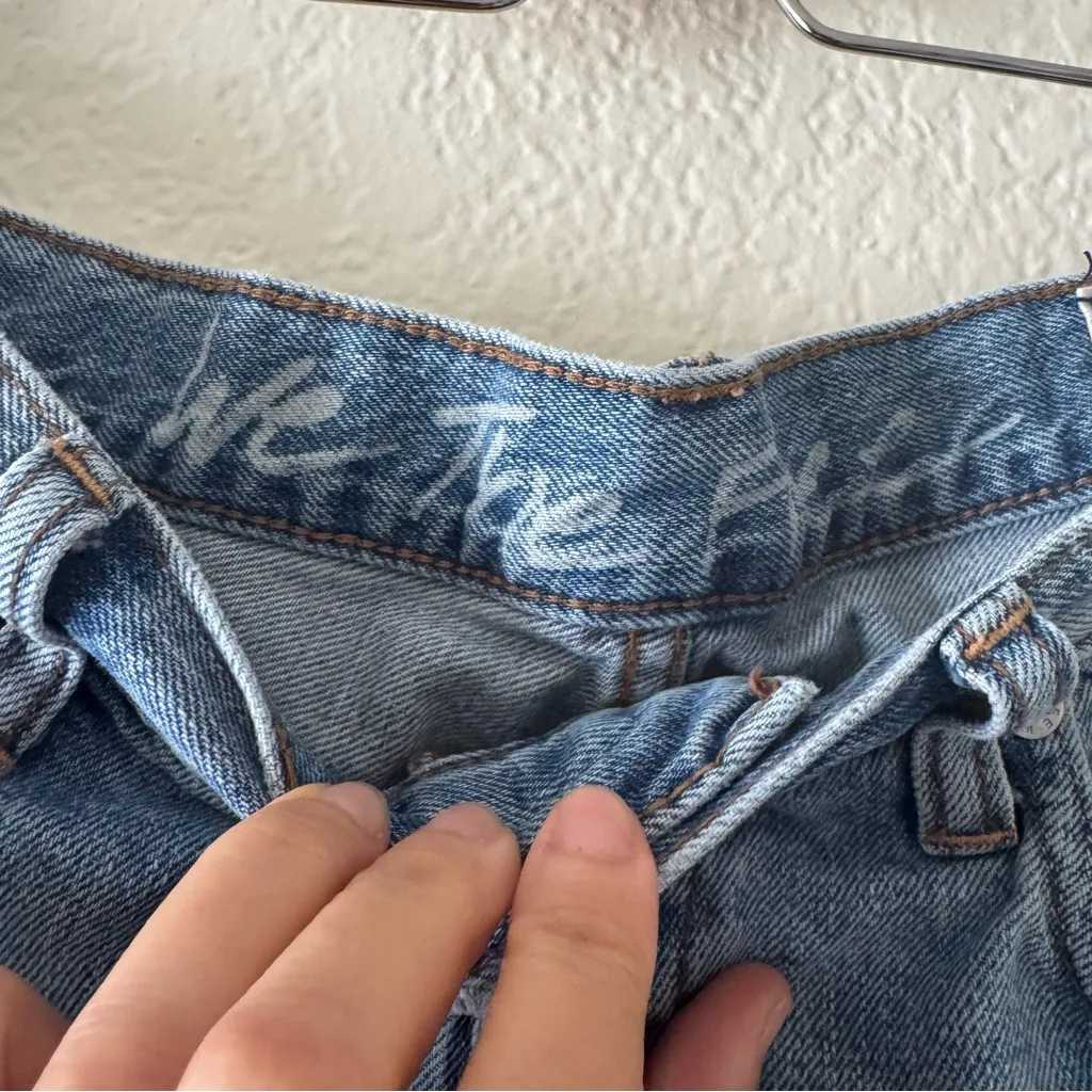 Free People we the free Caroline Destroyed Cut Offs Jean Shorts in Indigo - Image 7