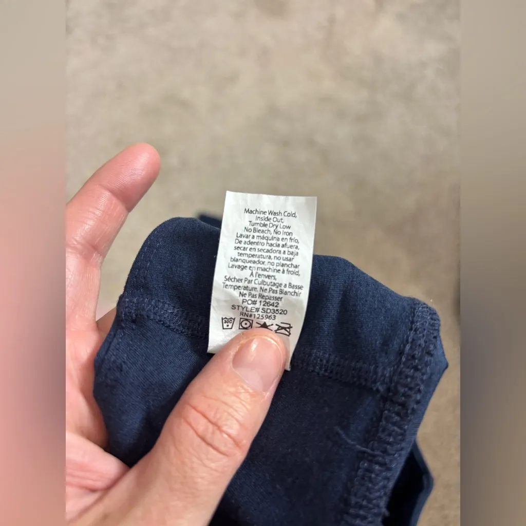 Beyond Yoga Essential Mid Rise MIDI legging Made in USA medium Blue - Image 4