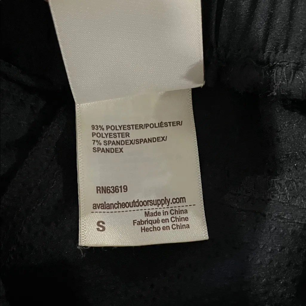 Avalanche Women's Black Savannah Cargo Jogger Pants Size Small - Image 5