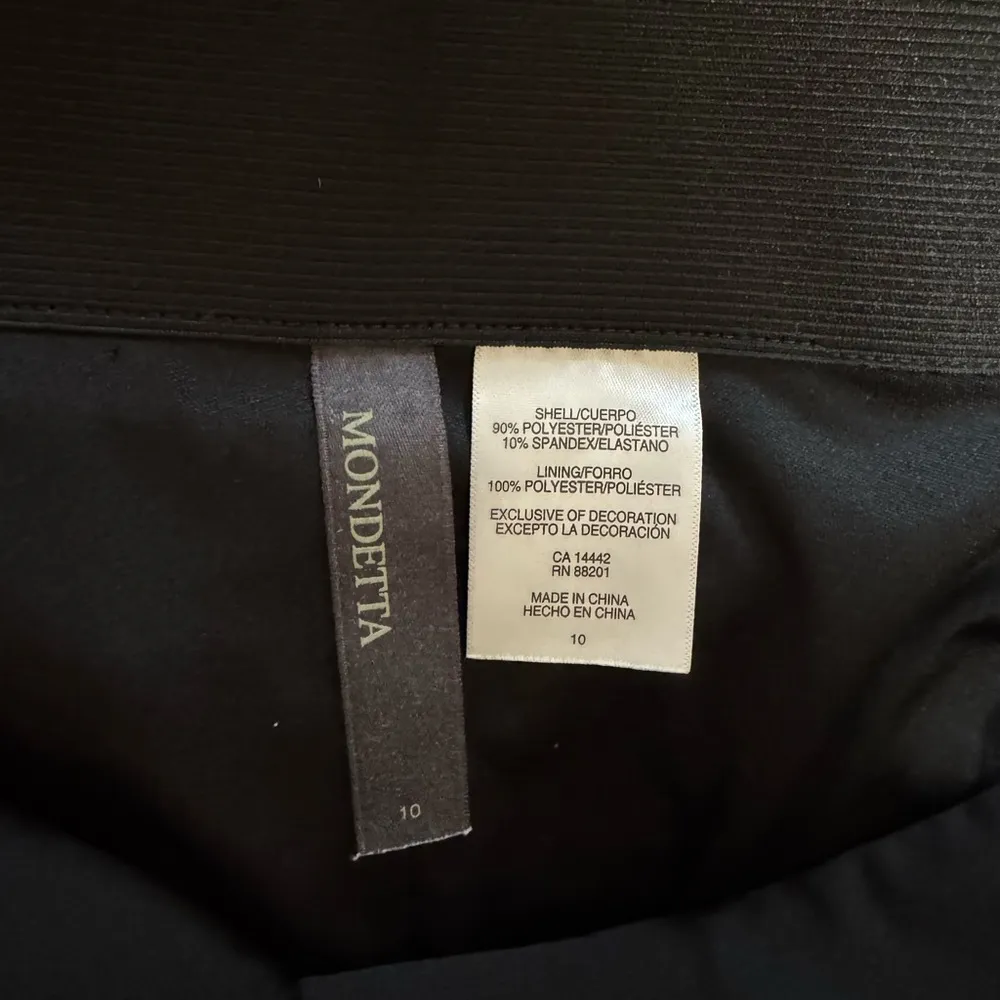 Women’s Mondetta black straight leg water wicking athletic pants Size 10 - Image 3