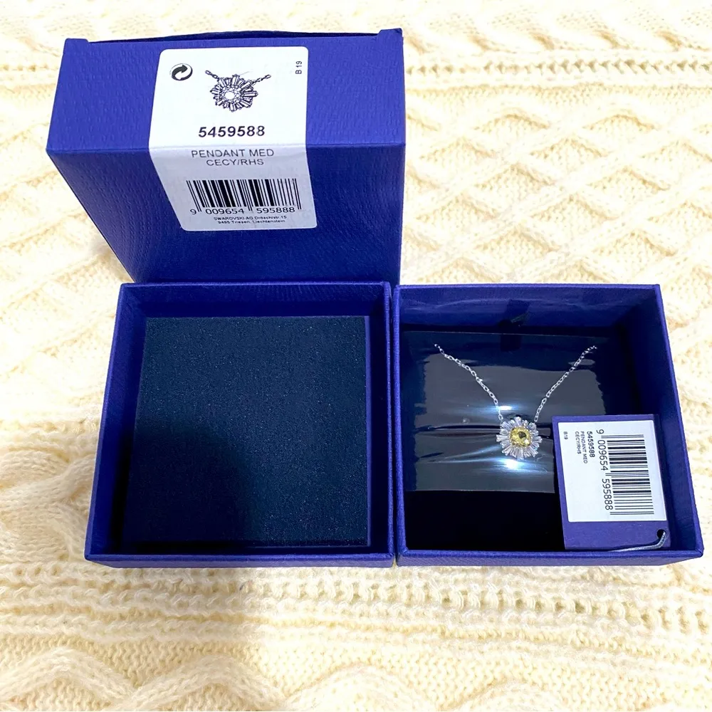 Swarovski NWT Sunshine Rhodium Plated Crystal Necklace 5459588 Valentine’s Day - Image 2