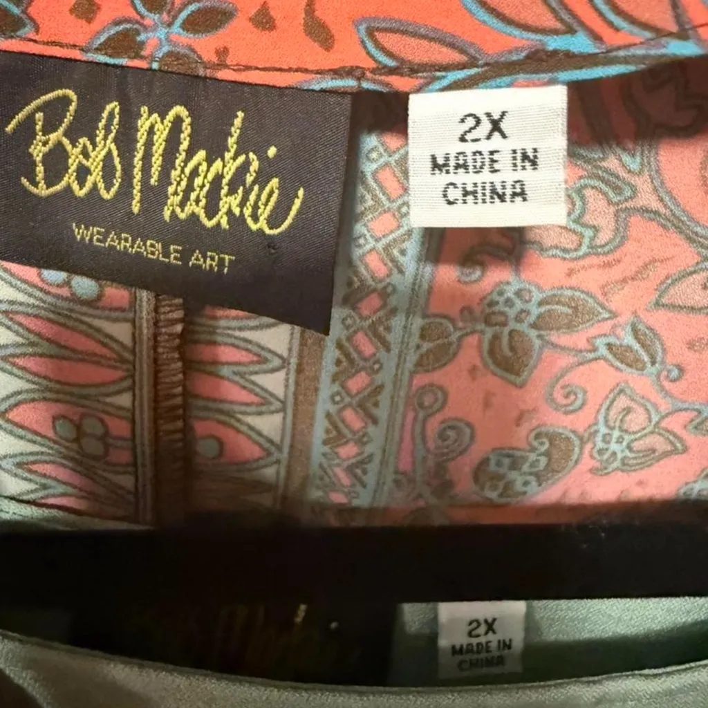 Bob Mackie wearable Art open front Kimono cardigan w/Bob Mackie Sage Green Tank - Image 6