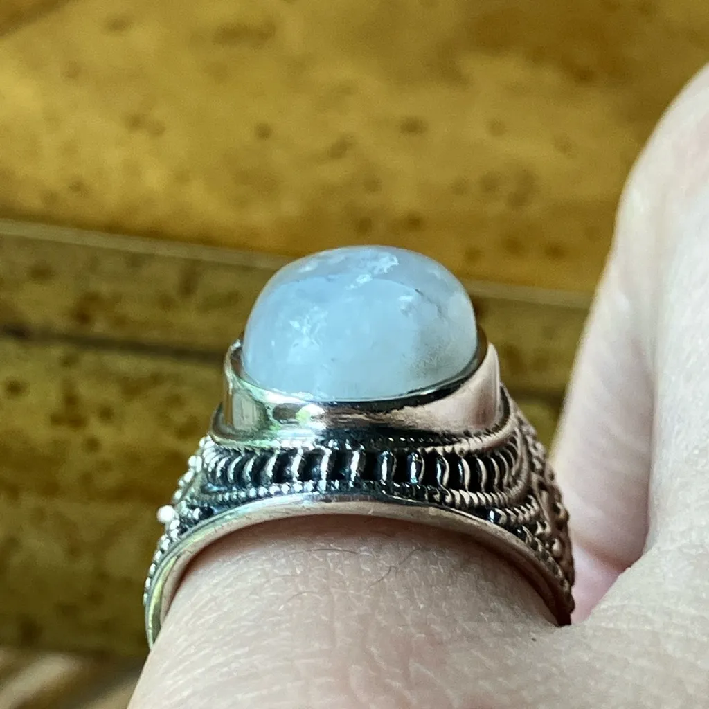 Natural Rainbow Moonstone Sterling Silver Cocktail Ring Size 5 - Image 2