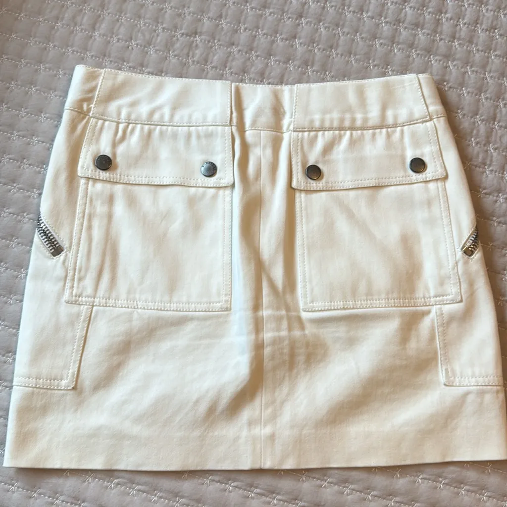 Burberry London Ivory Skirt‎ Size 2 - Image 3
