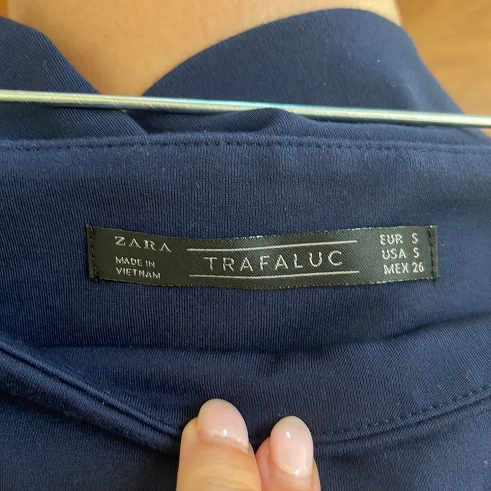 Zara | Navy Blue Women’s Structured Cotton Shorts Small - Image 4