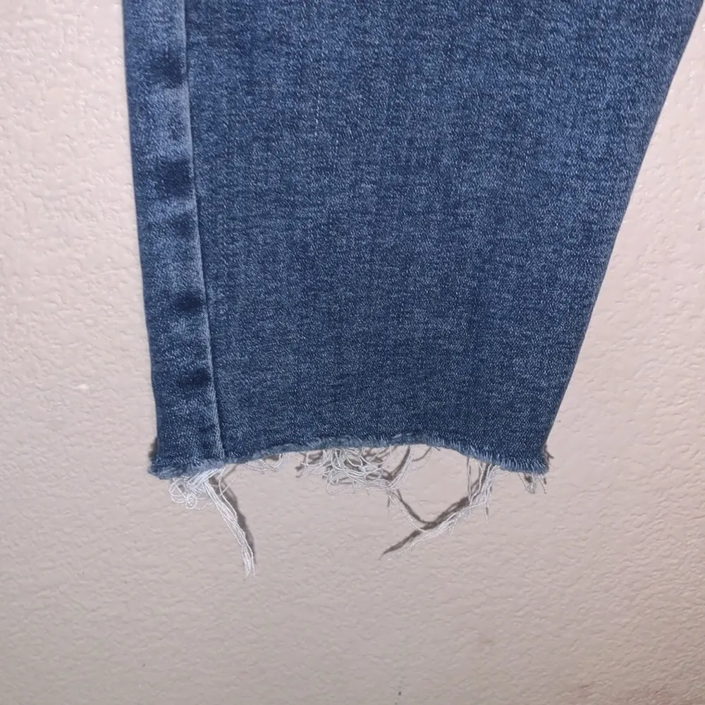 Lucky Brand Ava Mid Rise Crop Stretchy Blue Denim Jeans - Image 4