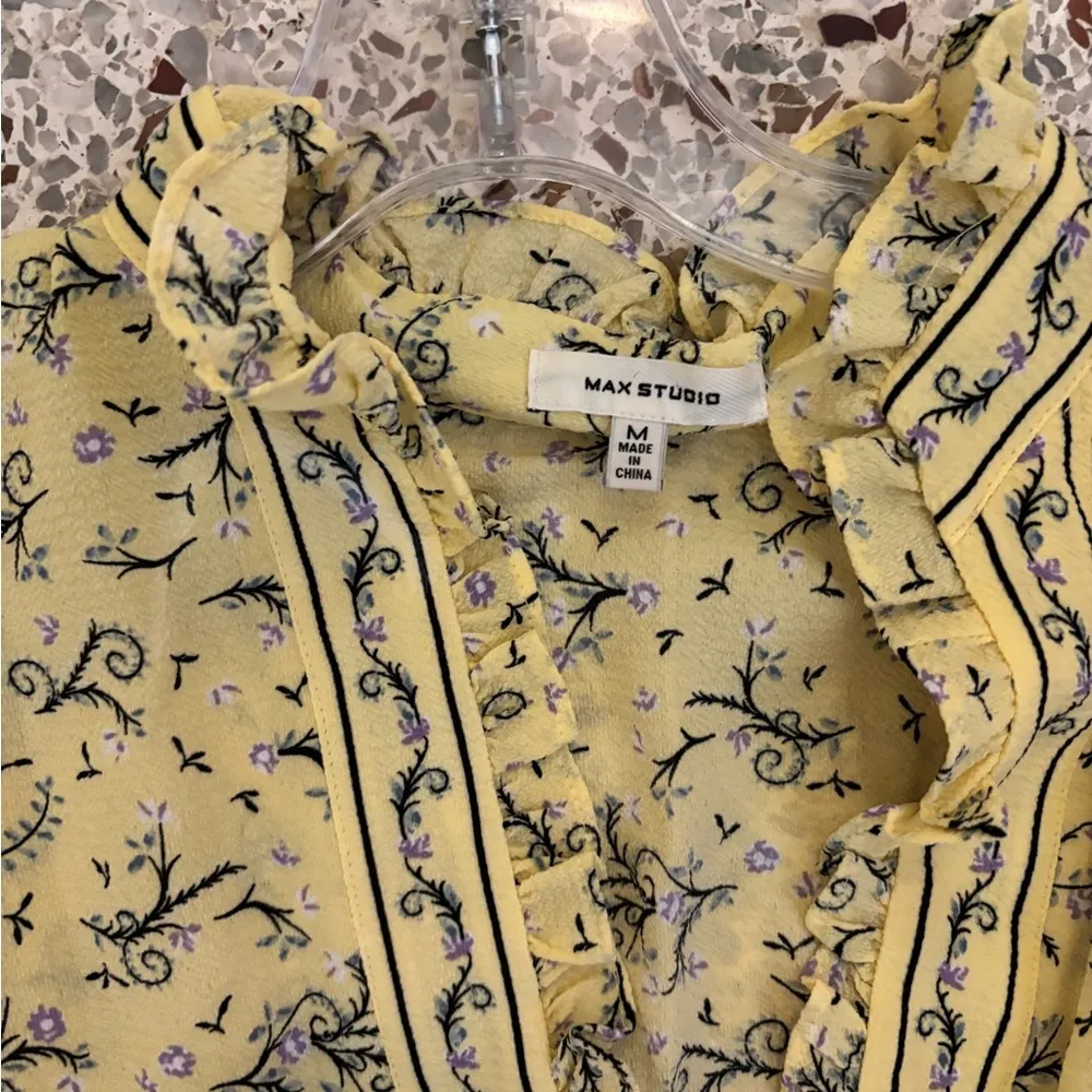Max Studio Flowy Ruffle Collar Tiered Yellow Floral Maxi Dress  medium - Image 6