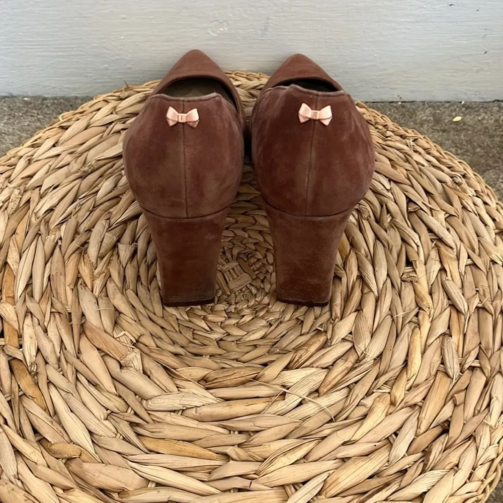 Ted Baker London Savio rose Gold Tip Brown Pointed Suede leather heels size 6.5 - Image 5