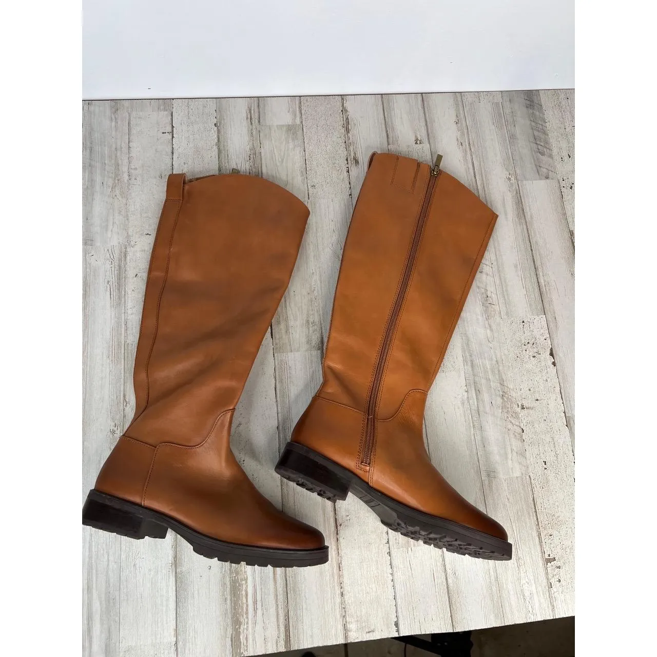 Nordstrom LEA Boots Womens Size 5.5 Tan Riding Knee-High Side Zip Classic - Image 2