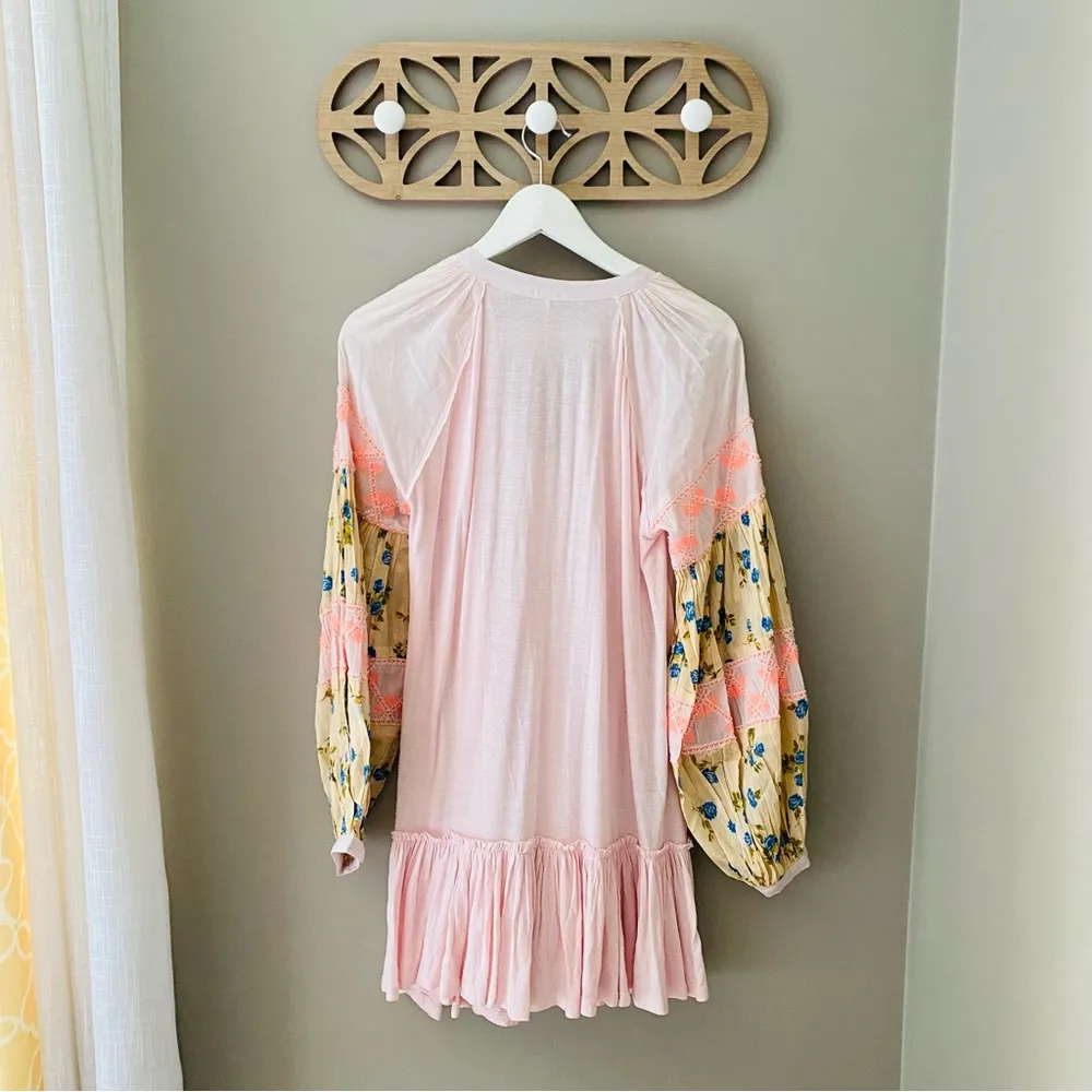 Free People Mix It Up Floral Beaded Tunic Top Pink Sz Small - Image 7