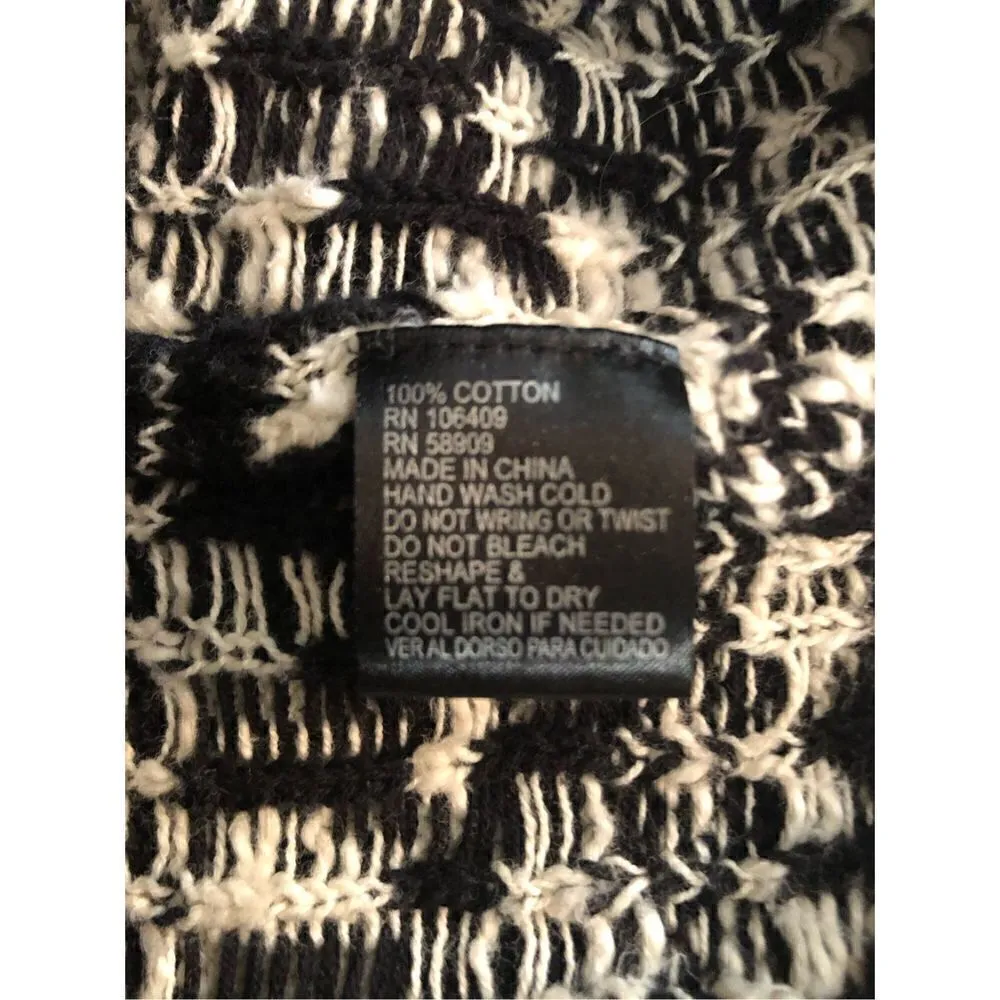 Gianni Bini Black and white Aztec oversized poncho style sweater with fringe siz - Image 12