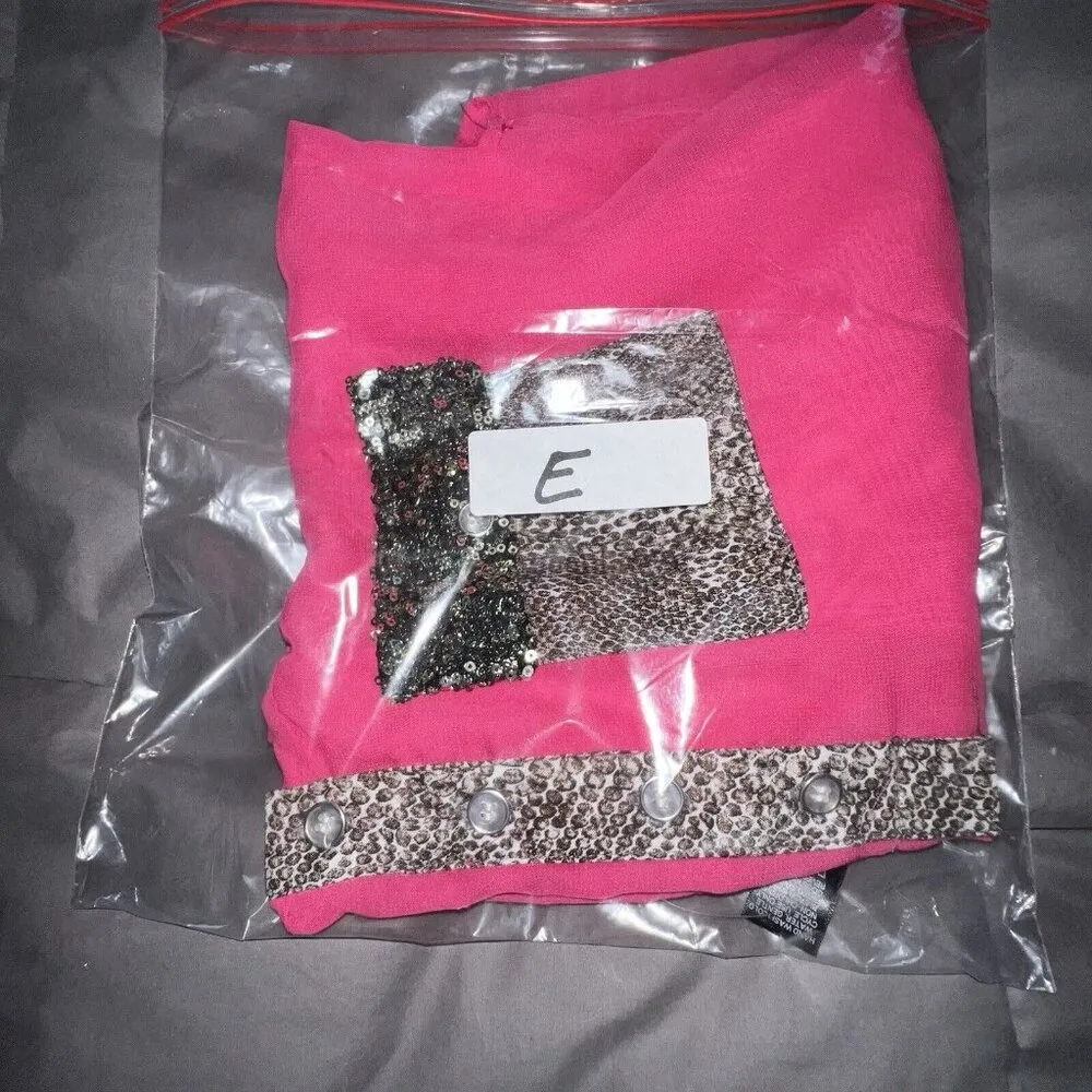 Daytrip  From Buckle Sequin Leopard Print Sheer Tank Top‎ Medium Pockets Blouse - Image 11