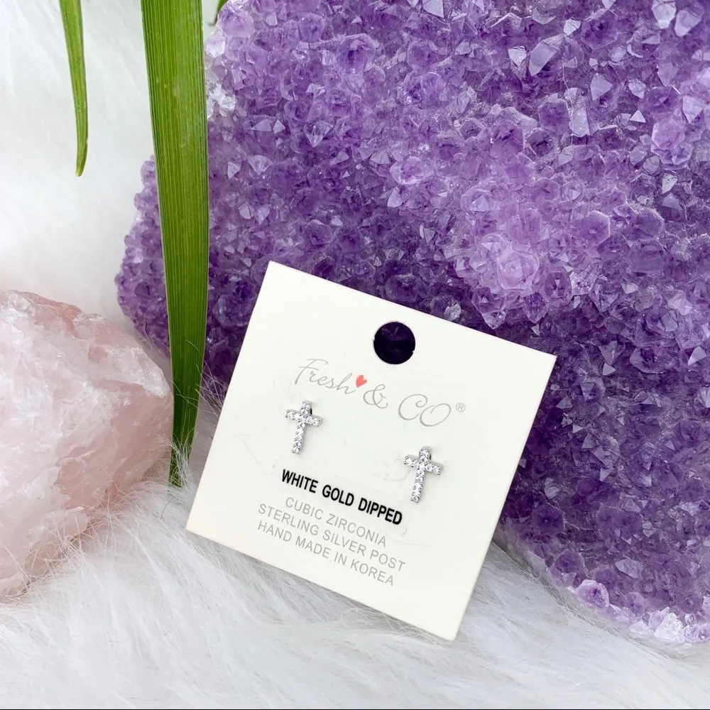 NEW White Gold Dipped Diamond Cross Stud Earrings Silver - Image 2