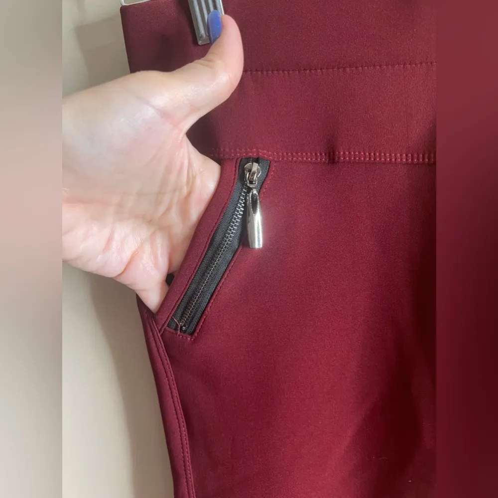 NWT coco & Carmen maroon pull on pants zipper pockets s/m - Image 5