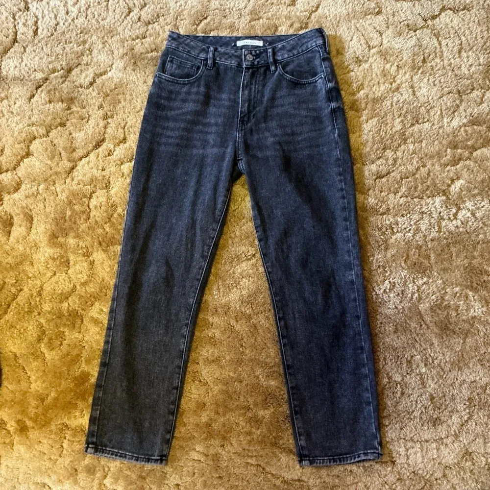 PacSun Black Acid Wash Mom Jeans – High Rise Vintage 90s Fit - Image 10