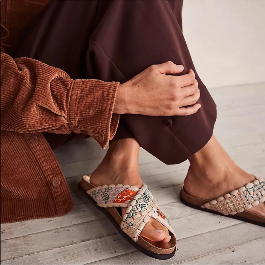 Free People Wildflower Crossband Sandals Sz 39.5 (8.5) - Image 3