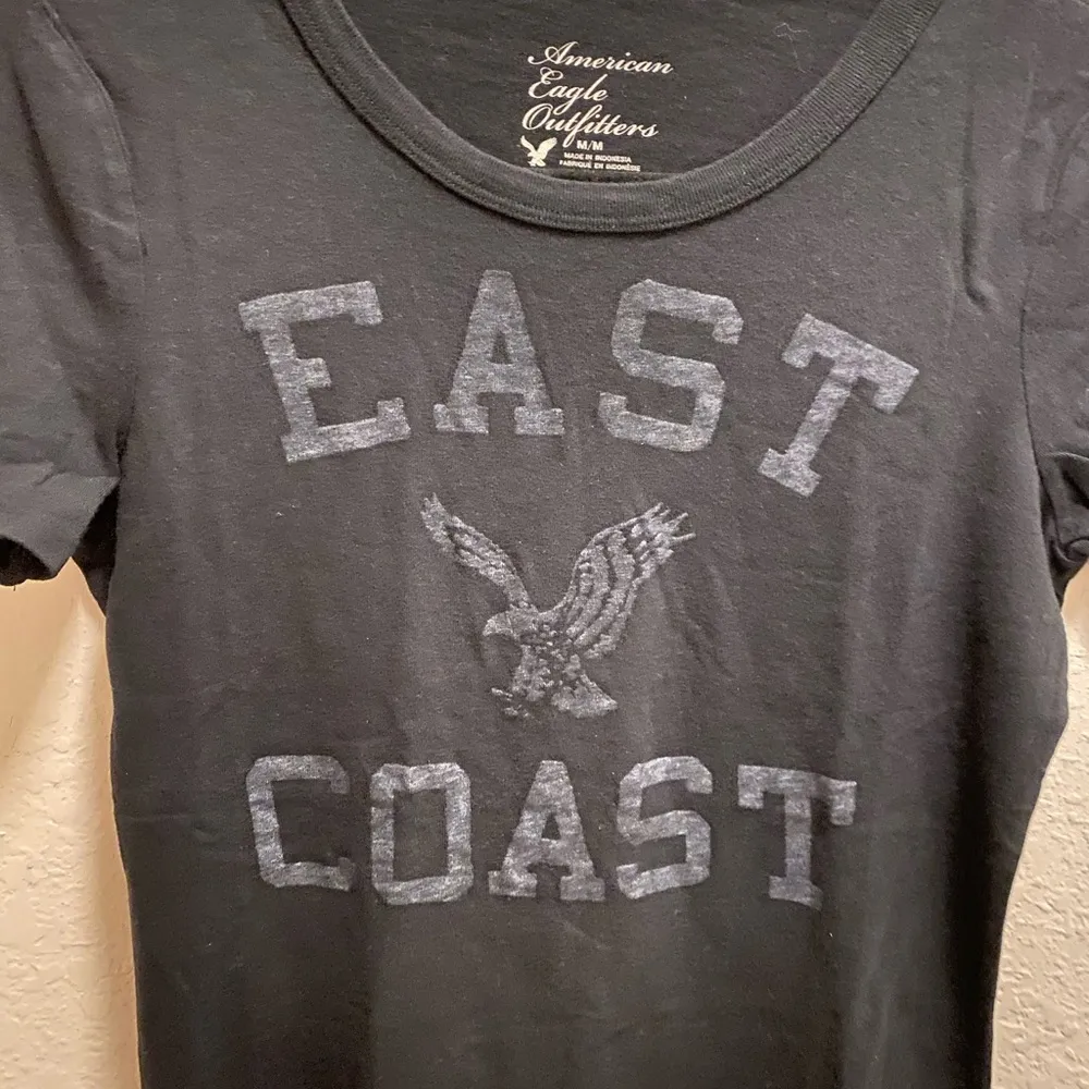 American Eagle Outfitters Black “East Coast” T-Shirt Size M New With Tag - Image 4