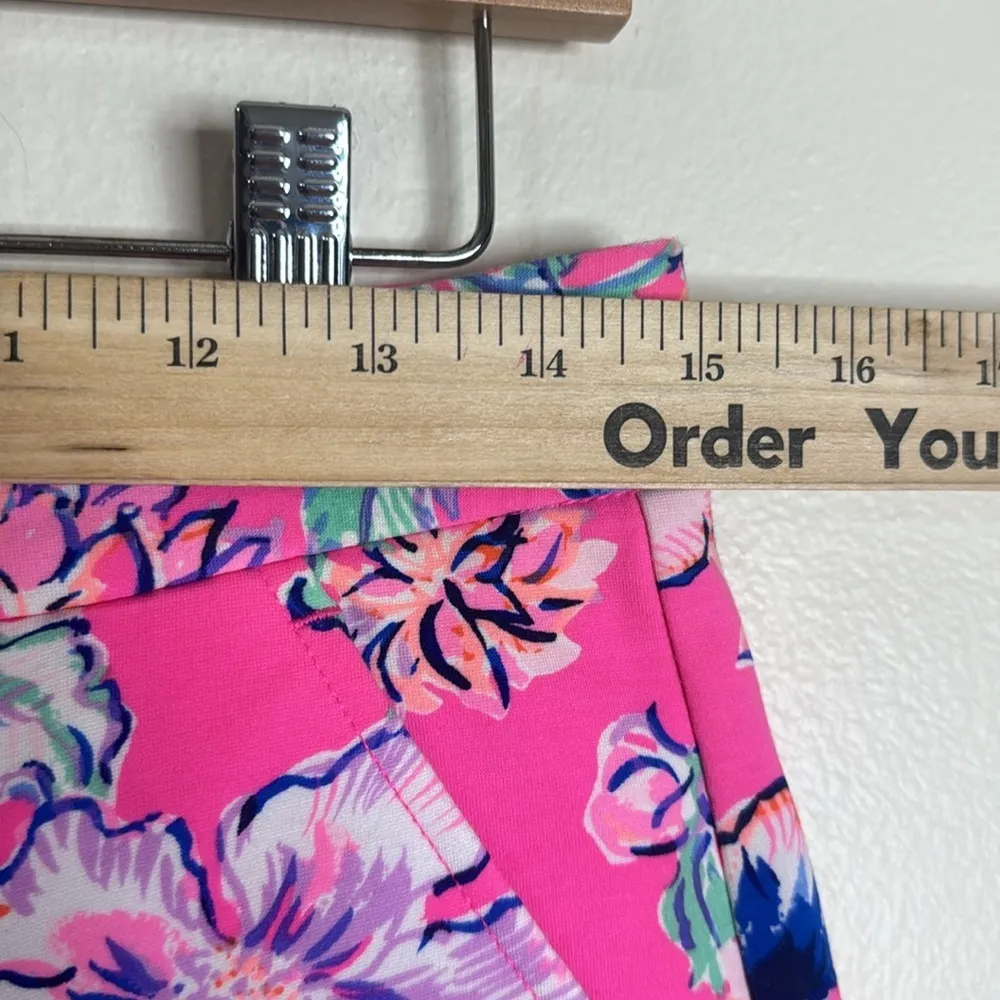 LILLY PULITZER Ladies Knit Buttercup Shorts "LAST BUD NOT LEAST" size 2 cute - Image 4