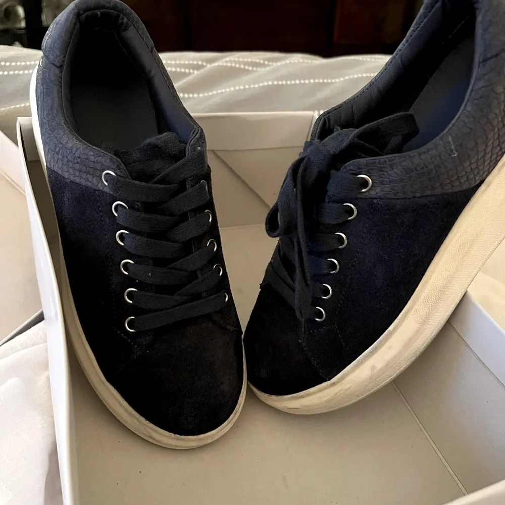 J/SLIDES DANIA PLATFORM SUEDE SNEAKERS - Image 8