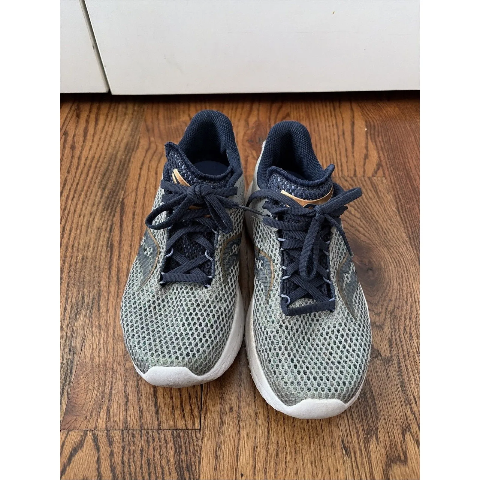 Saucony Kinvara 14 Women’s Size 5 Fossil Pool Athletic Running Shoe - Image 2