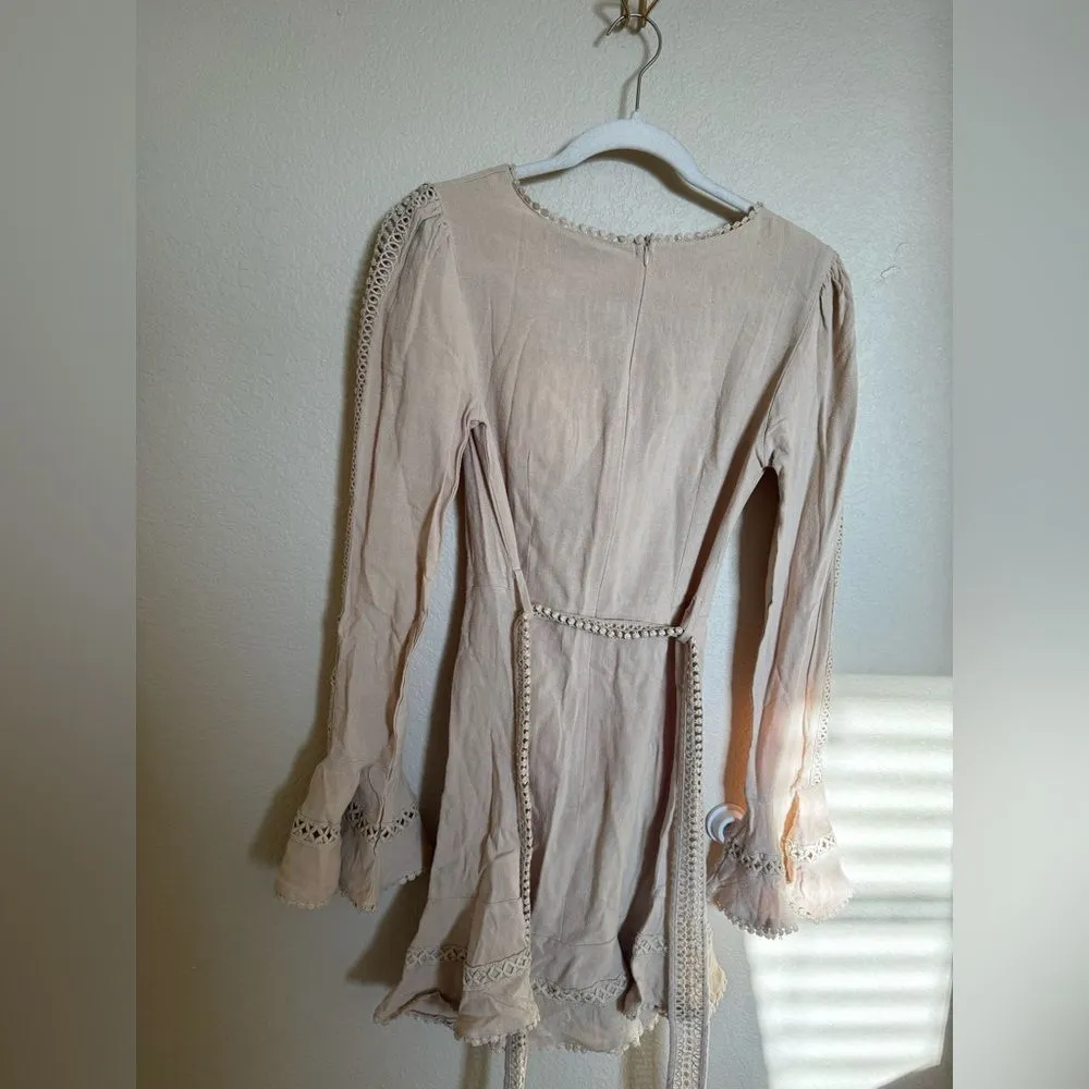 Hello Molly Follow My‎ Lead Linen Mini Dress Sz Small Beige Flare Sleeve NEW - Image 12