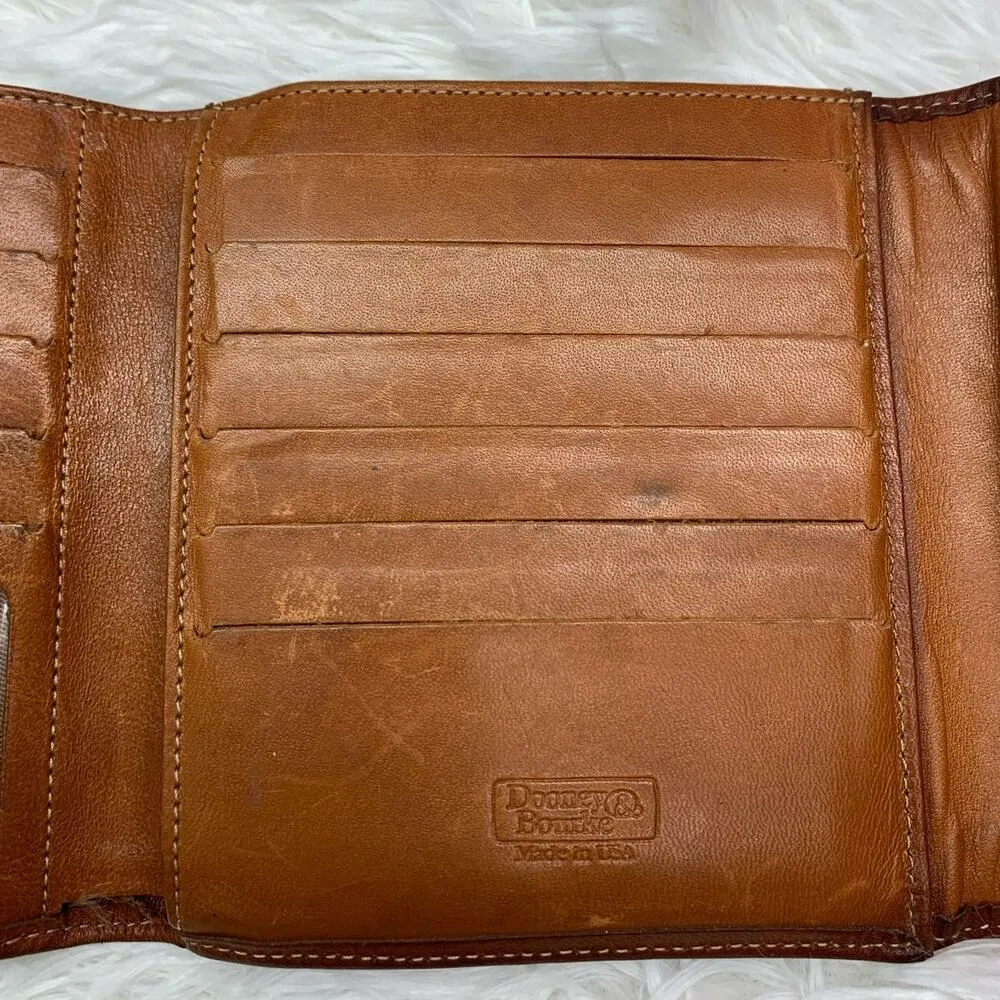 Vintage DOONEY & BOURKE Wallet - Image 10