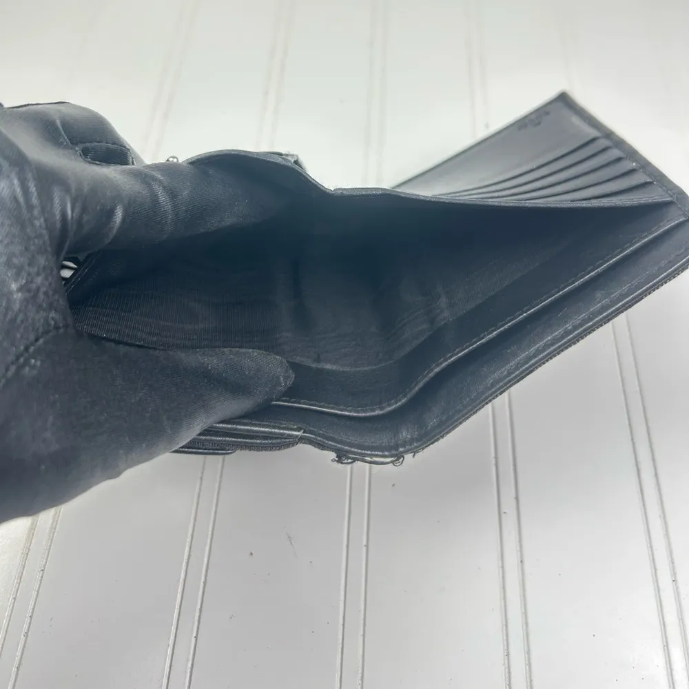 Gucci Vintage Black Multiple Compartment Wallet - Image 8