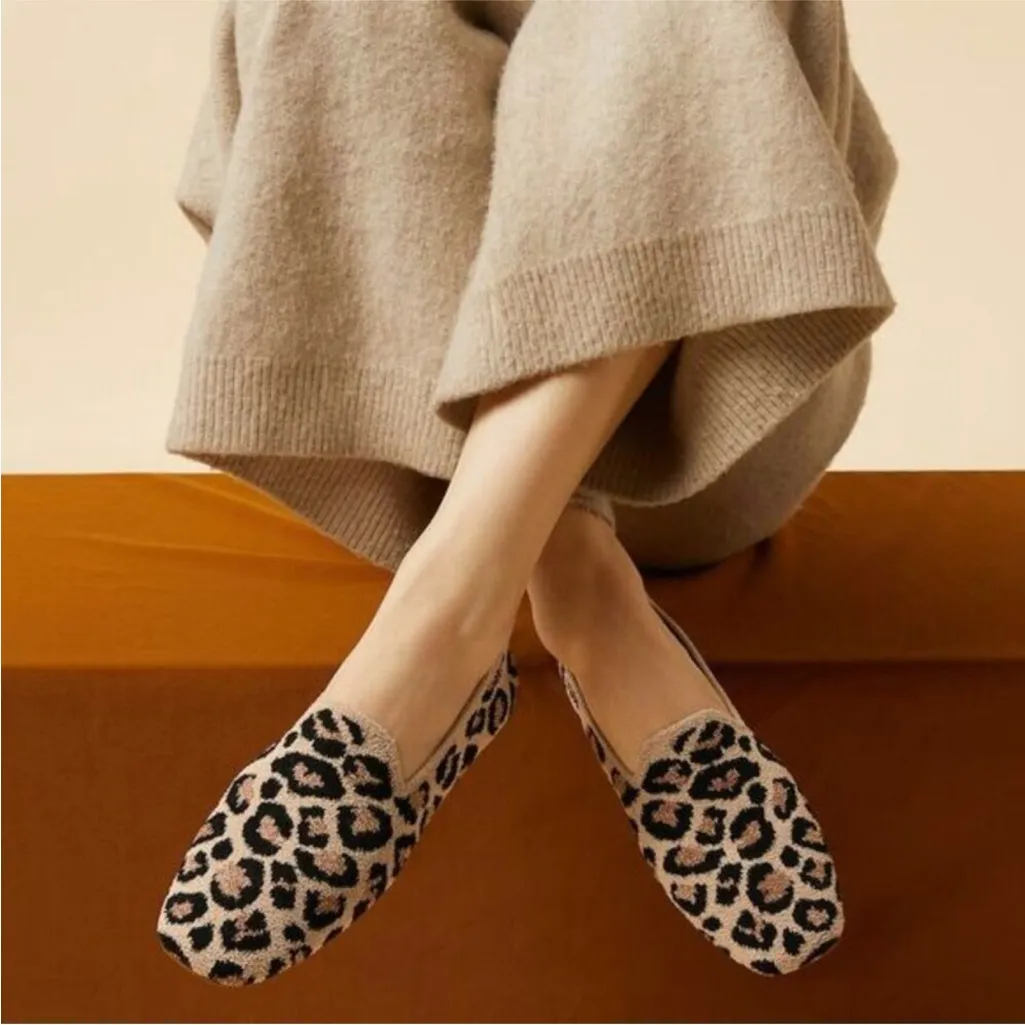 C Vivaia Terry Leopard Brown Camel Women Flat Loafers Size 5 (35 Euro) NWOB - Image 2