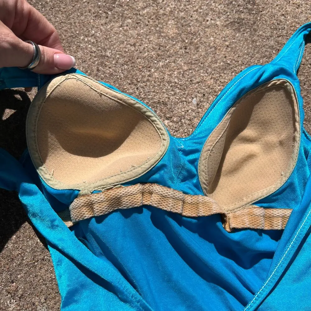 Vintage Catalina Blue Button Shoulder Low Hip Skirted One Piece Swimsuit - Image 4