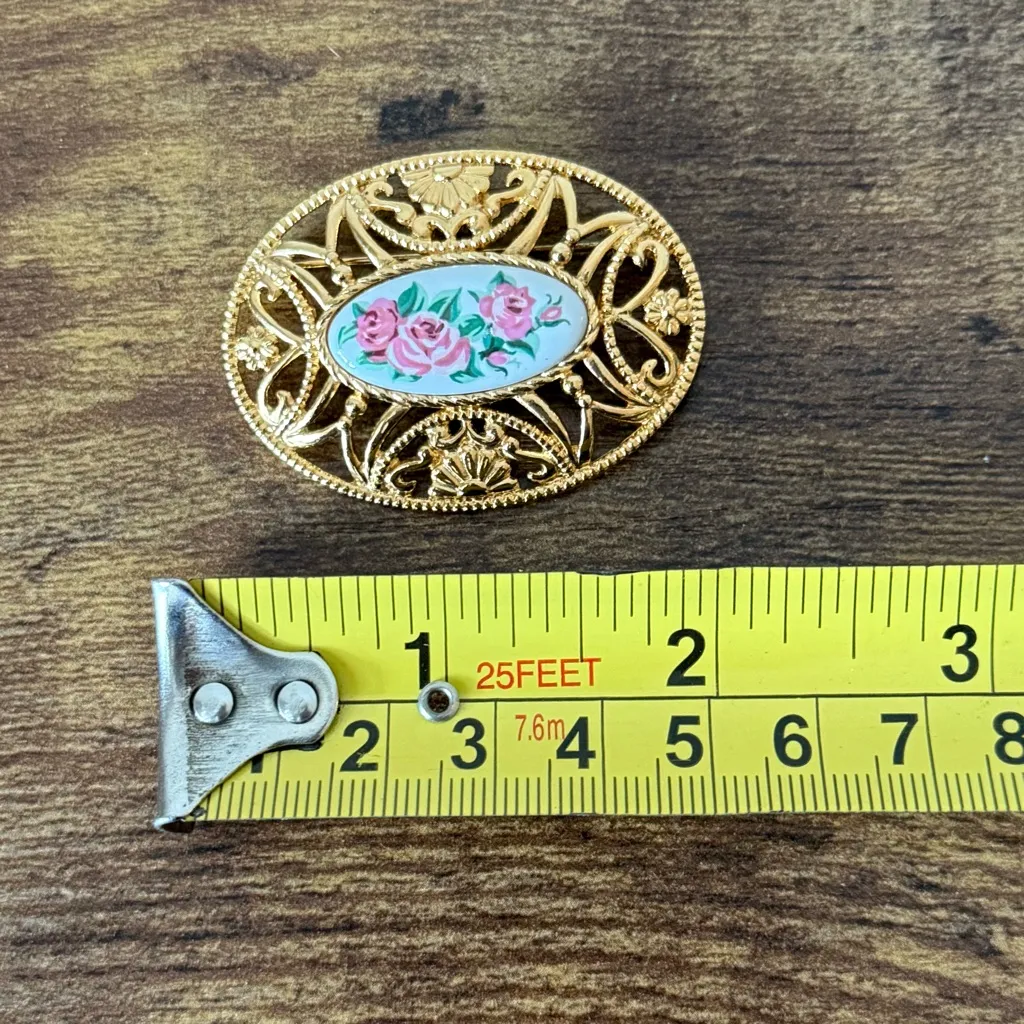 Vintage Avon Brooch - Image 7