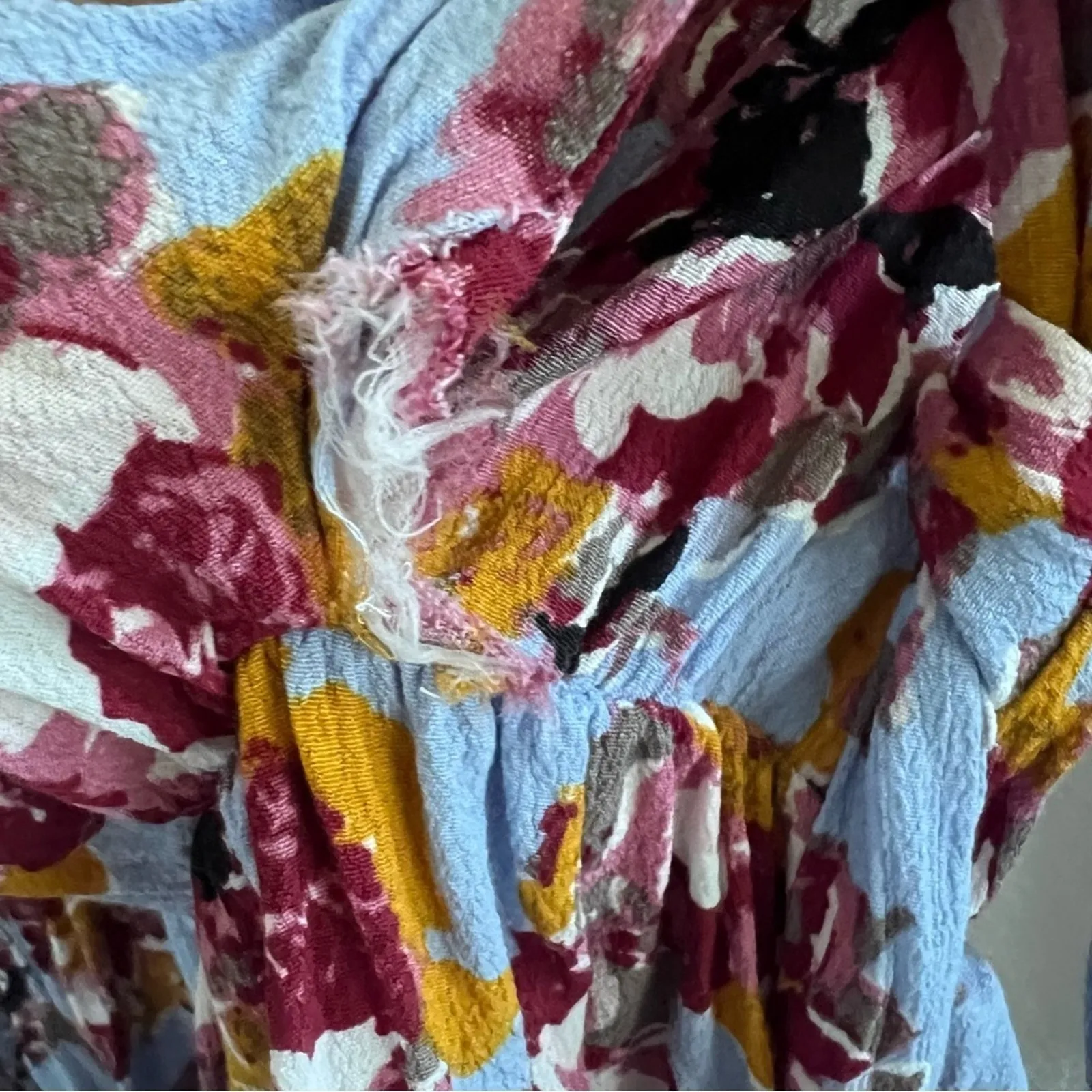 ASTR  The Label Floral Ruffle Romper Boho Tie Side Wrap Upper Back Button Medium - Image 9