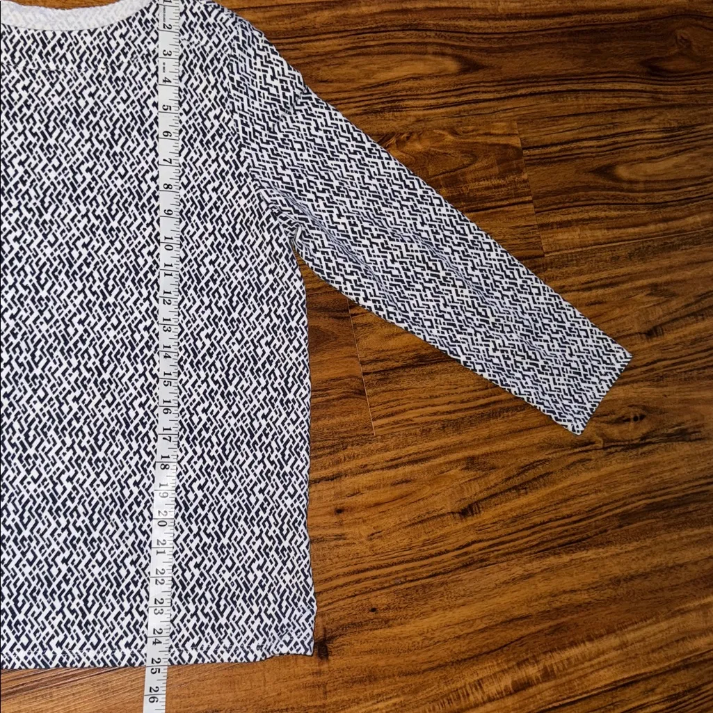 Rafaella Long Sleeve Women's Boat Neck White Navy Cross Tiles Print Top Size L - Image 6