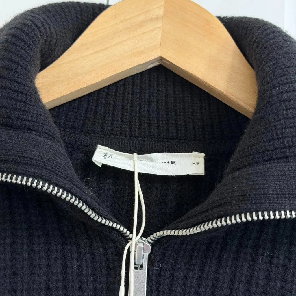 Everlane The Half-Zip Sweater in Luxe Merino in Black, Size X-Small - Image 7