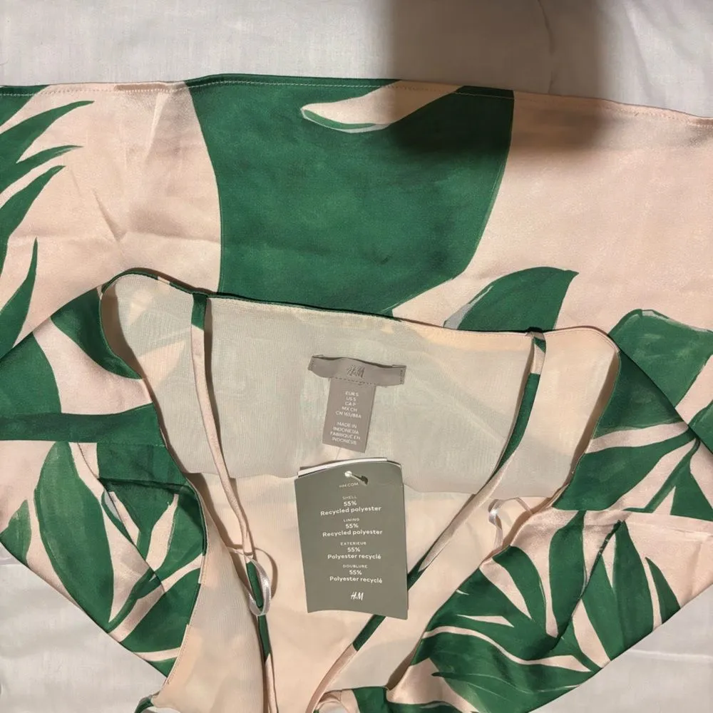 H&M Womens Tropical Satin Cami Tank Top Cream Green Small NEW - Image 5