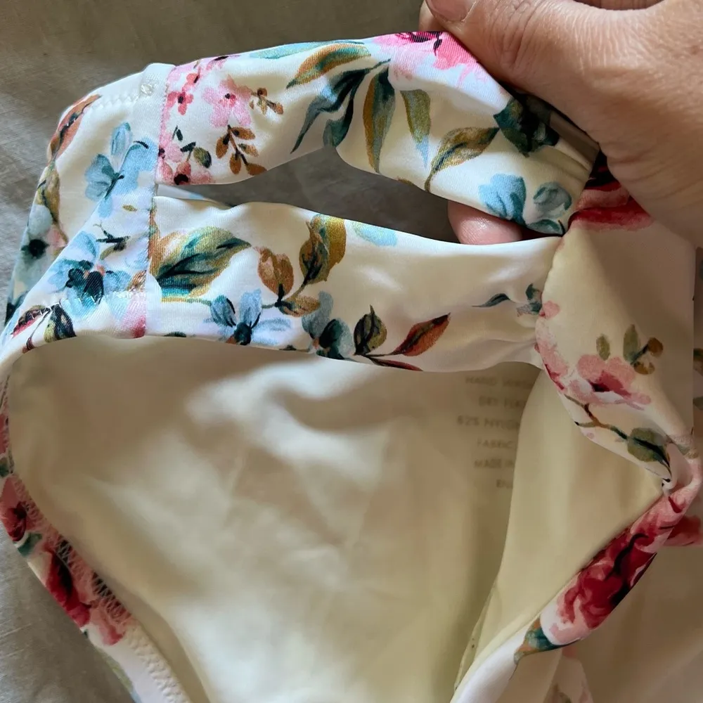 Tori Praver Swimwear pink & white Floral Bikini Bottoms nwot small - Image 4
