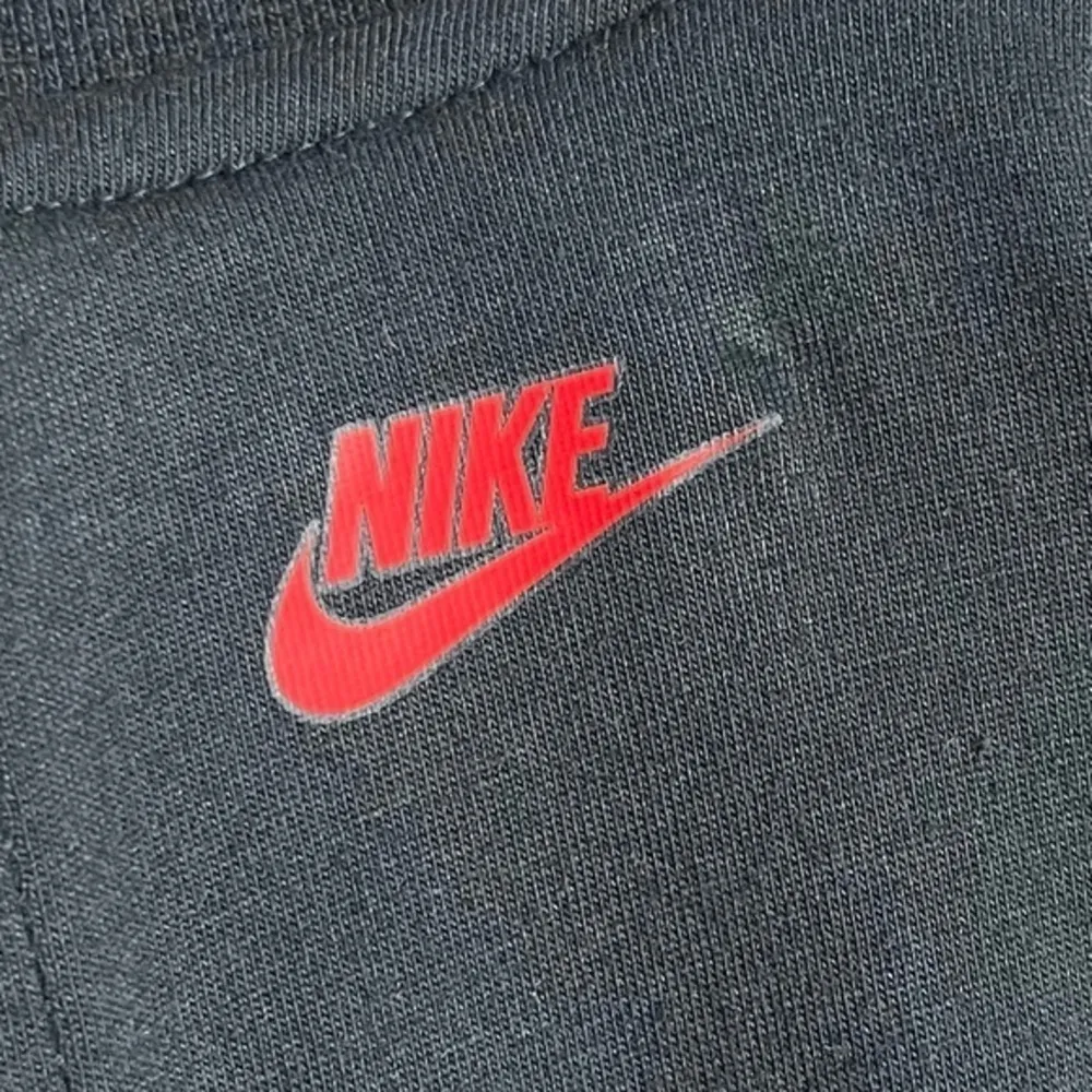 Nike • Sportwear Black Longer Length Water Repellant Tech Fleece Jacket - Image 5