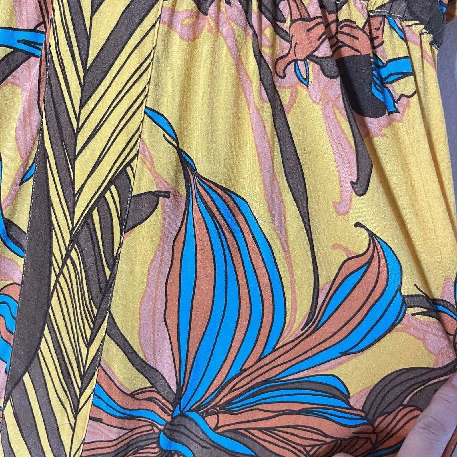 Arden.B Floral Midi Dress Sz M Boho Cottage Core Flutter Sleeve Yellow Silk - Image 4