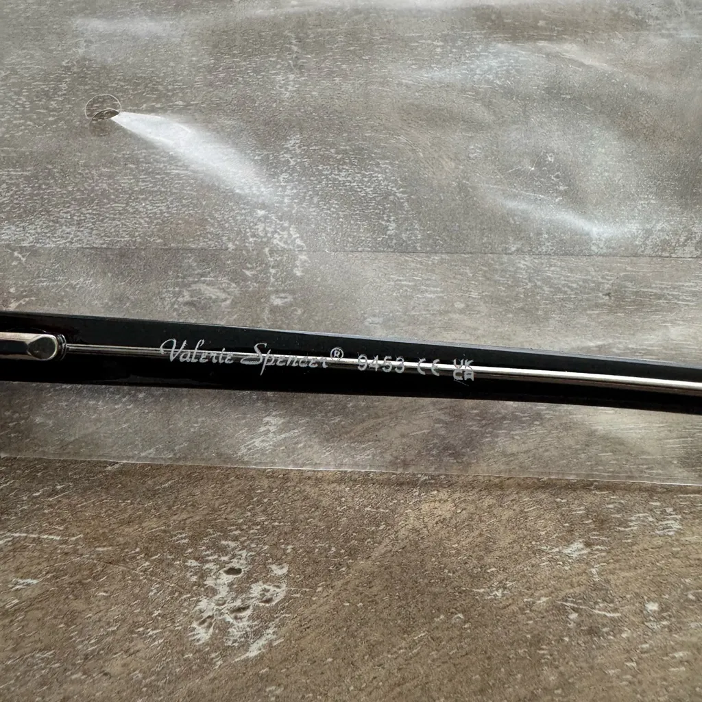 Valerie Spencer Womens Sunglasses VS9453 SIZE: 54 - Image 3