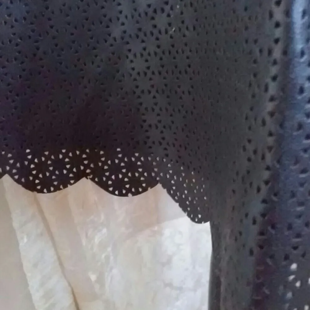 Forever 21 Faux Leather Scalloped Hem Mini Moto Skirt - Image 4