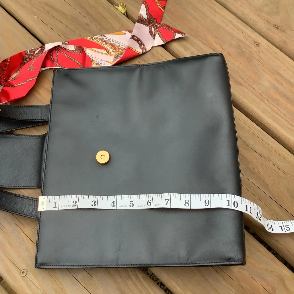 Nice dressy GUCCI purse 🌹🌹🌹 - Image 6