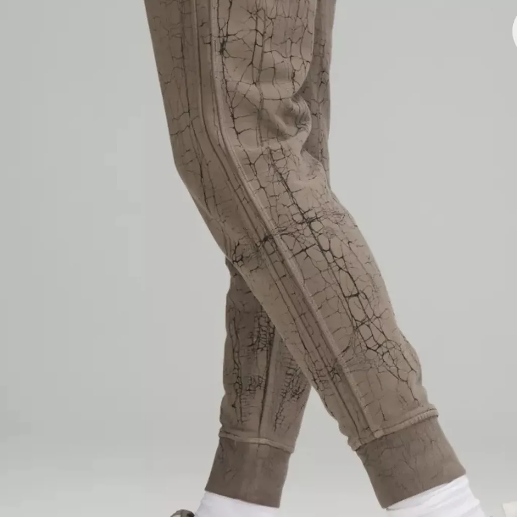 Lululemon Warm Down Jogger *Thread Dye - Image 4