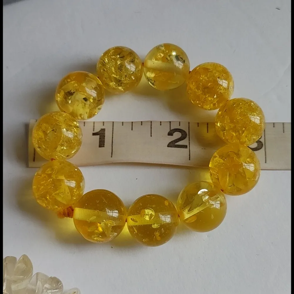 Set of 3 Chunky Acrylic Yellow Bracelets - Image 3